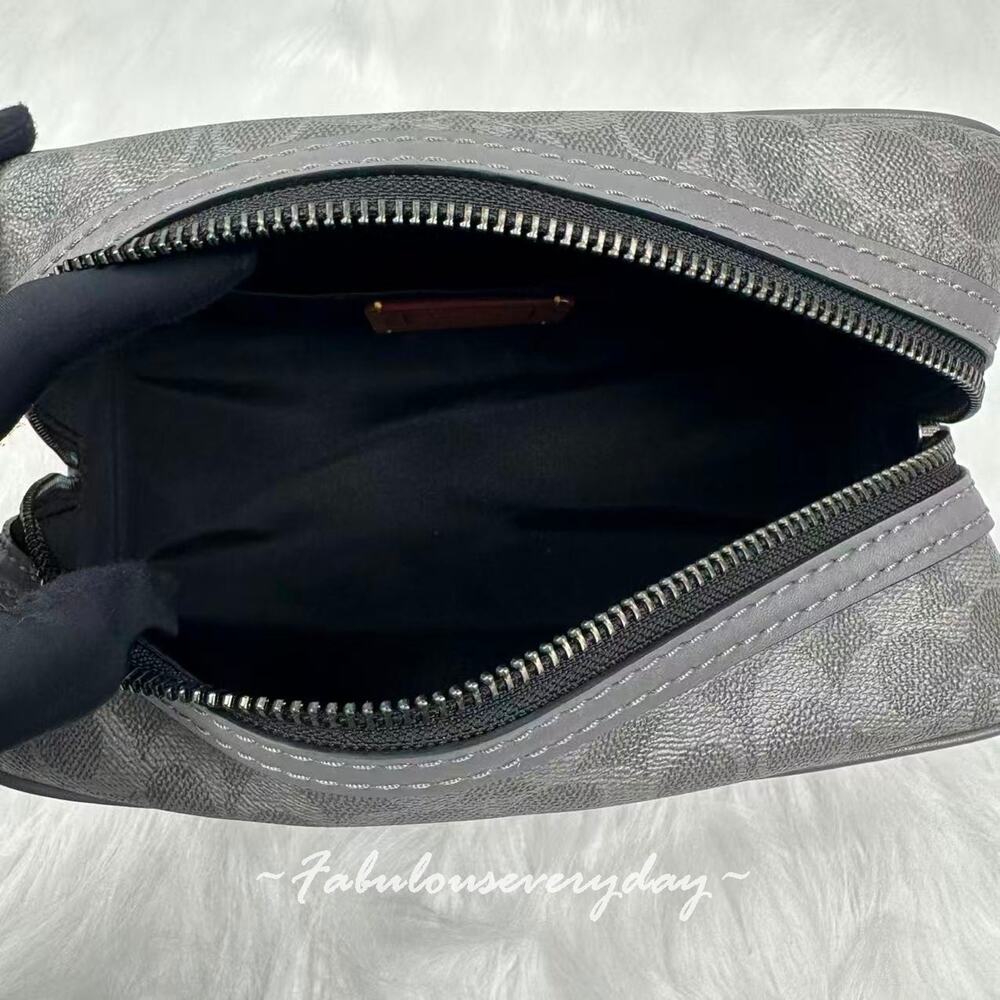 Coach Men's Large Travel Kit In Signature Canvas With Patches In Grey CCF36 NWT - Picture 7 of 7